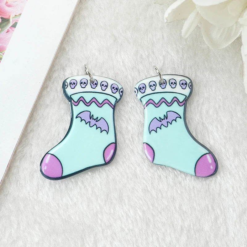 12Pcs Christmas Pastel Goth Charms Spooky Gingerbread Man Snowman Holiday Decoration Pendant For Earring Necklace Diy Making