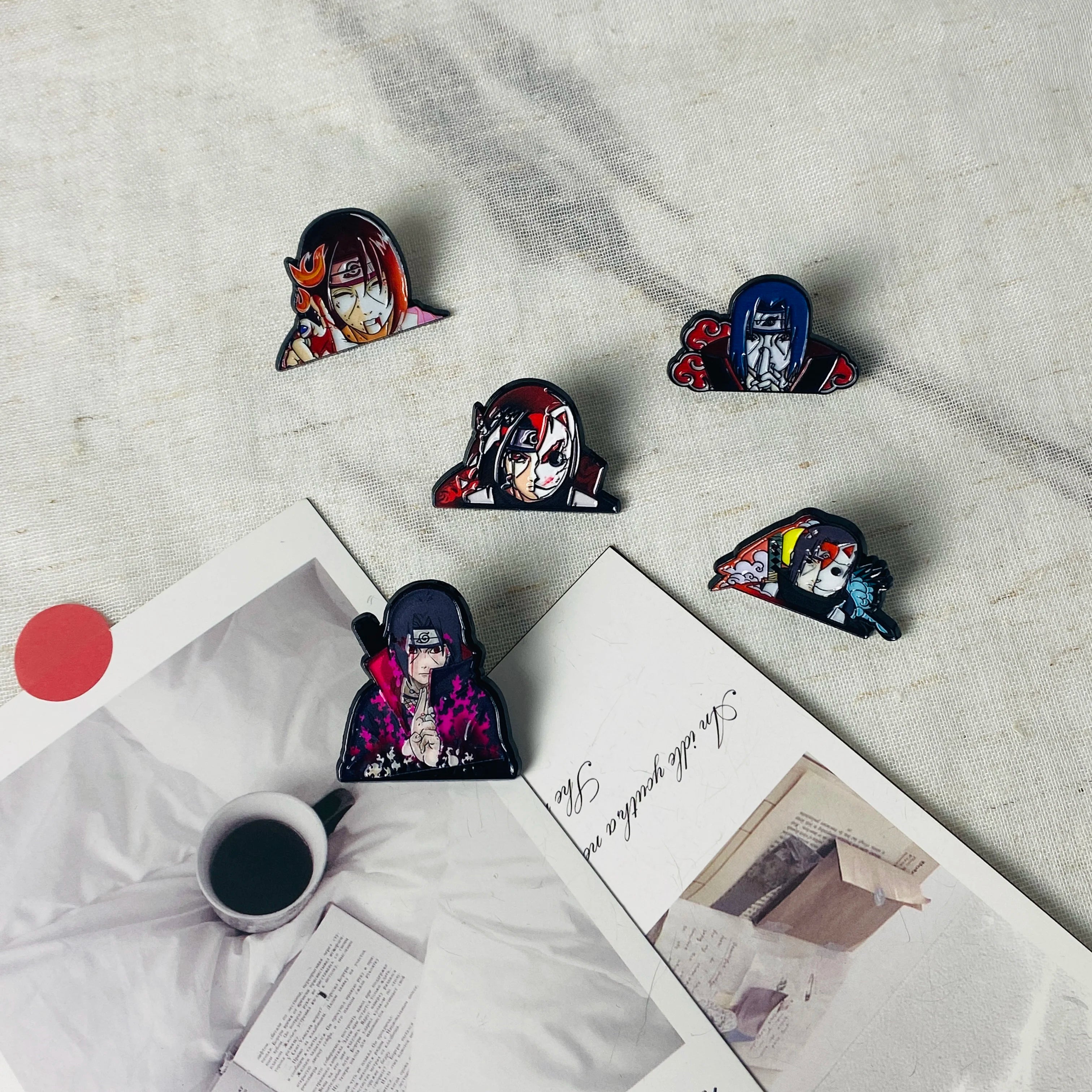 Anime Wholesale Enamel Pin Cool Brooches Women Lapel Pins Badge on Backpack Costume Accessories Fashion Jewelry Gifts Friends